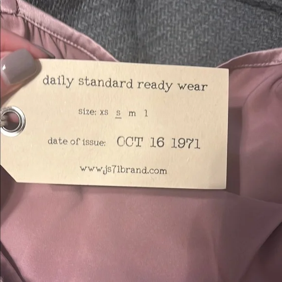 Pink Off-Shoulder Sweater Dress - Picture 4 of 4